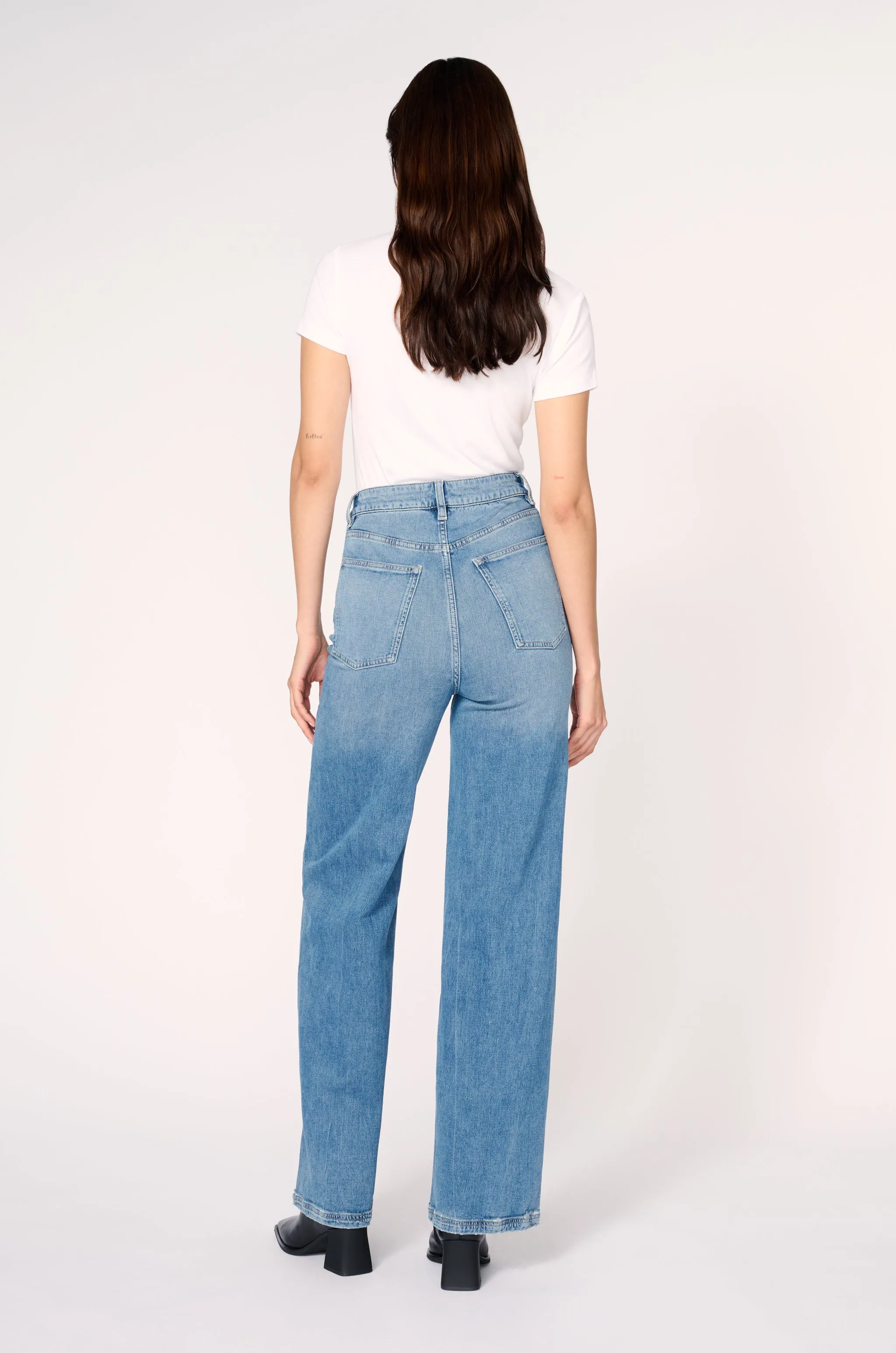 HOU - RELAXED WIDE LEG JEANS | WILD WEST