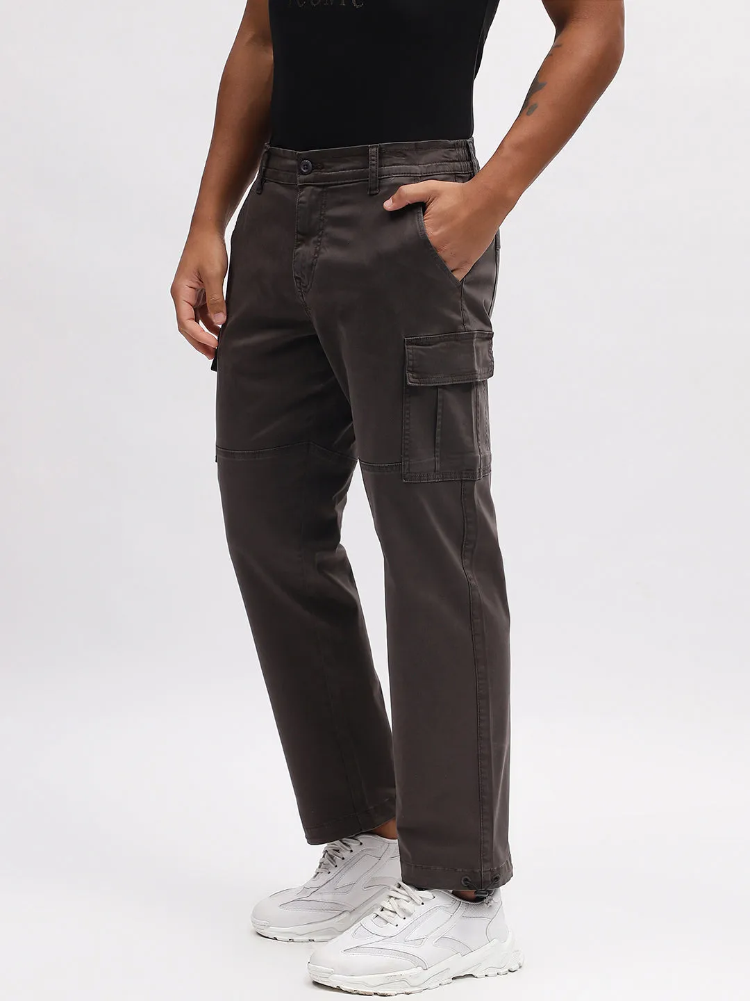 Iconic Men Charcoal Solid Relaxed Fit Trouser