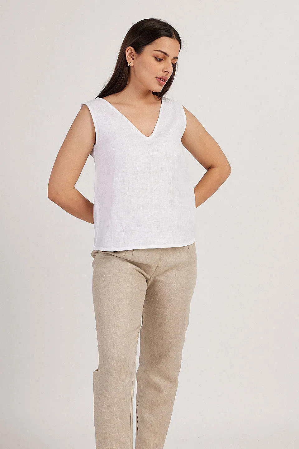 The Linen V Neck Tank