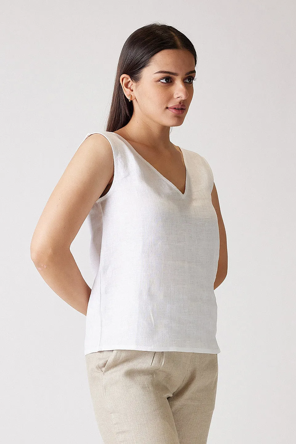 The Linen V Neck Tank