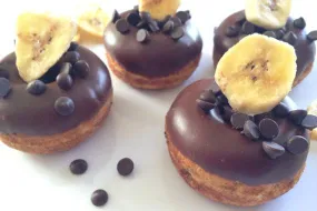 Vegan Banana Chocolate Chip Mini Cake Donut