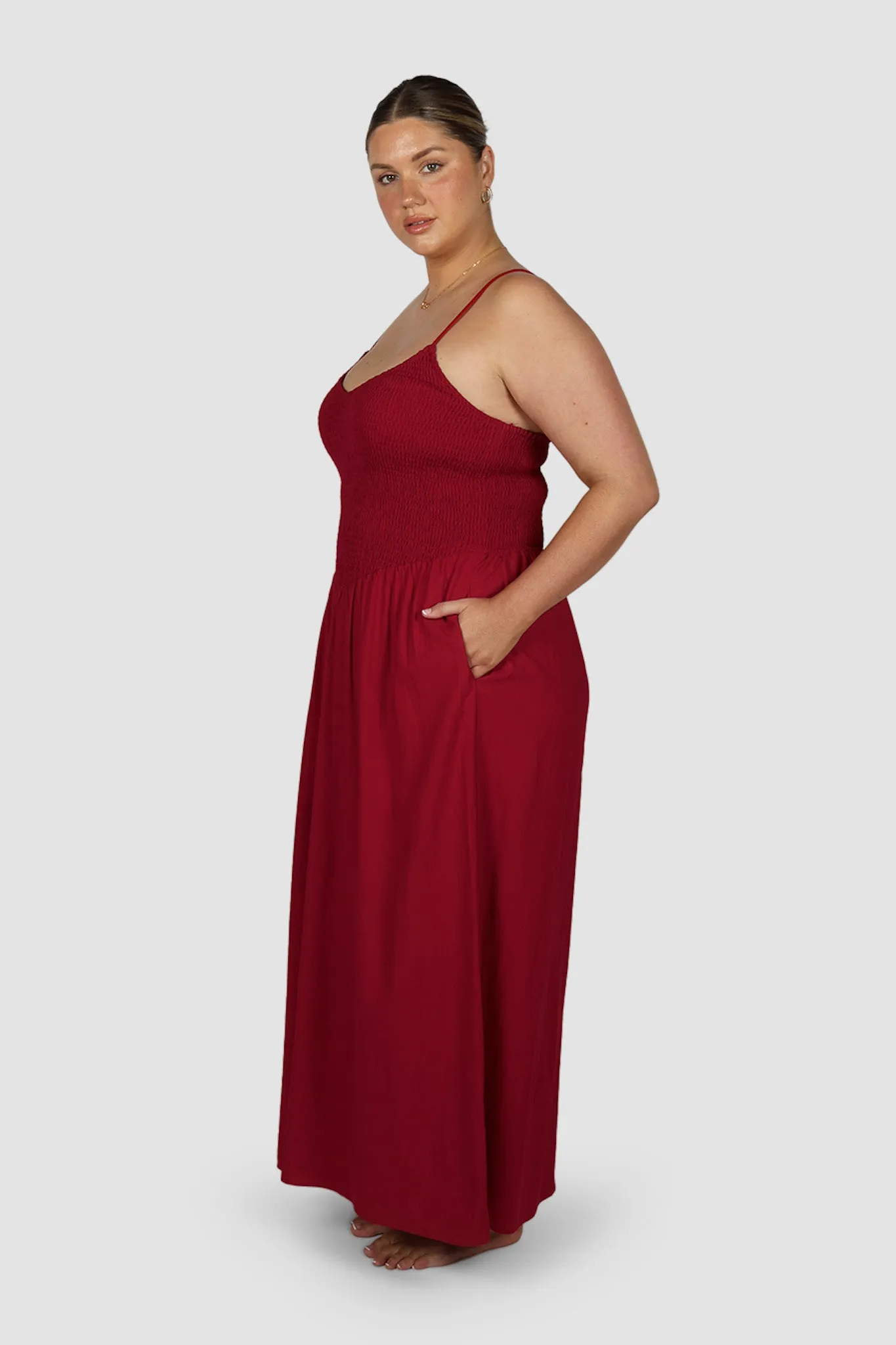 YARA DRESS RED